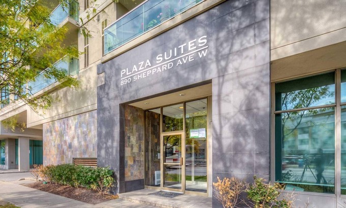 North York Condo | Large 2+2+den, private terrace, gym, sauna, garage, walk to subway!