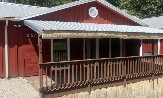 Baxter Cabin | Large 2Br Remodeled Cabin!