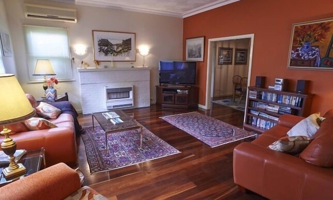 Mount Clarence House | Large 4 bedroom house perfect for larger groups of family and friends.