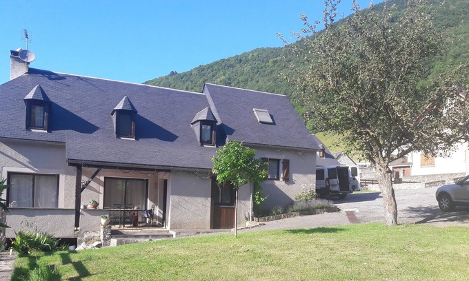 Grezian Ski Chalet | Large 4* listed house near Saint Lary Soulan .180 m2 .ideally located.