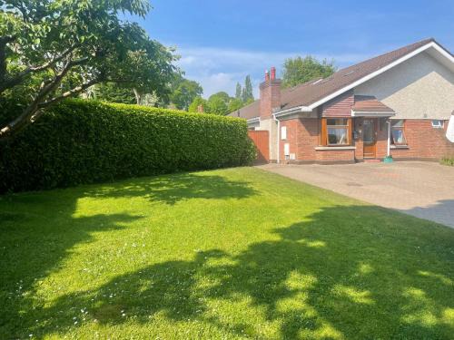 Dublin House | Large 5 Bedroom Home in Shankill South Dublin