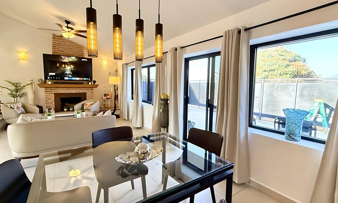 Ajijic House | Large Ajijic 2 Bedroom Retreat With Modern Amenities & Centrally Located