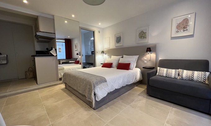 Grenelle Apartment | Large and Quiet Studio Fully Renovated & Ideally Located