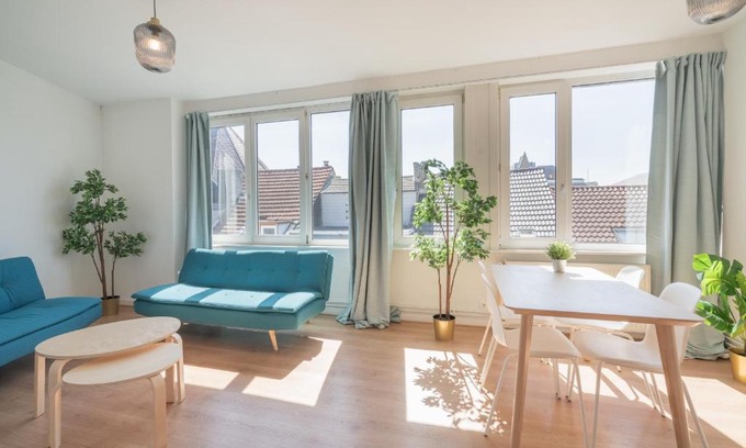 Statiekwartier Apartment | Large Antwerp City Center Apartments