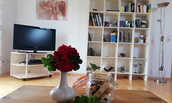 Igelswies Apartment | Large apartment -30 min. To Lake Constance - 10 min. To the Danube Valley - 5 min. To Campus Galli