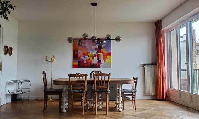 Vanves Apartment | Large apartment, close to the metro, 15 minutes from Pte de Versailles, quiet, sunny location