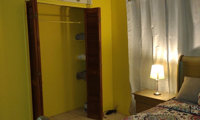Estate Hermon Hill House | Large Apartment in Quiet Mid-island Location 10 Mins From Anything