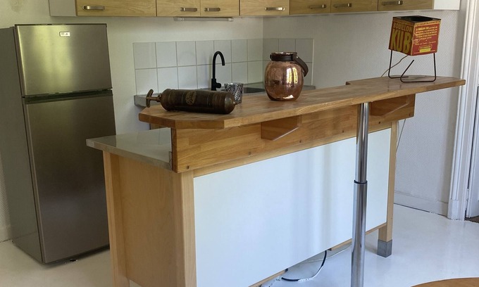 Saint-Nabord Apartment | Large apartment on the garden