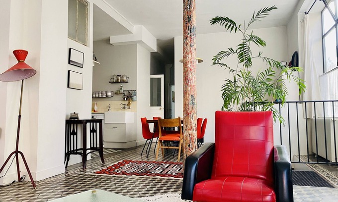 Pantin Apartment | large apartment/Philharmonie de Paris/La Villette/La Cité des sciences