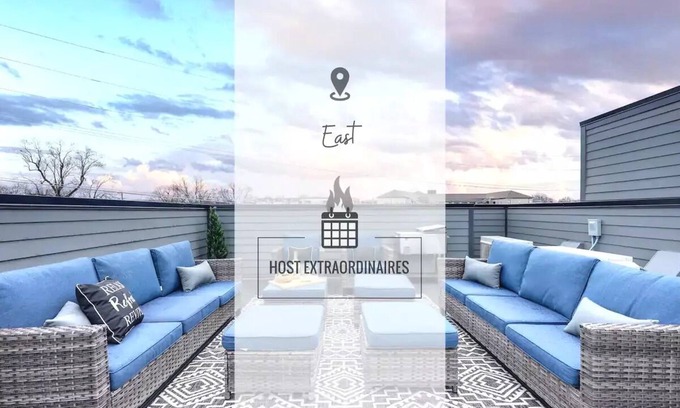 Maxwell House | Large Beautiful Townhome - Private Super Rooftop