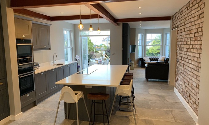 Abersoch House | Large beautifully renovated family house with sea views, 500m to Abersoch beach