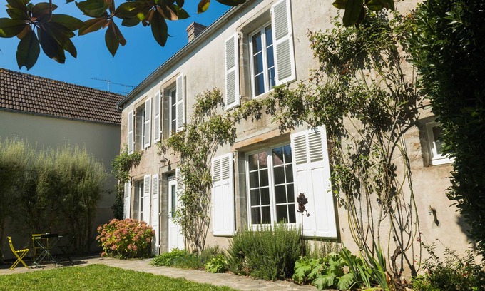 Agon-Coutainville House | Large charming house