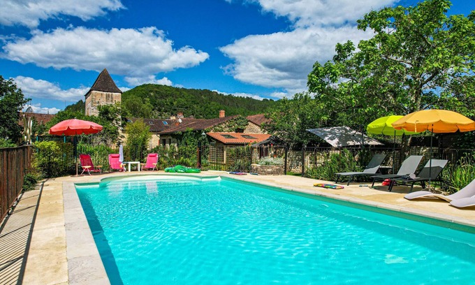 Daglan House | Large, charming house with private, heated, secure swimming pool