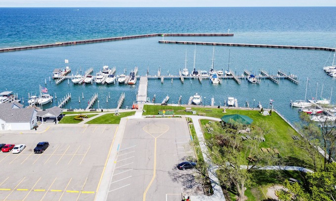 Forestville House | LARGE Clean Updated Lake front Cottage with THE MOST INCREDIBLE VIEW & BEACH !