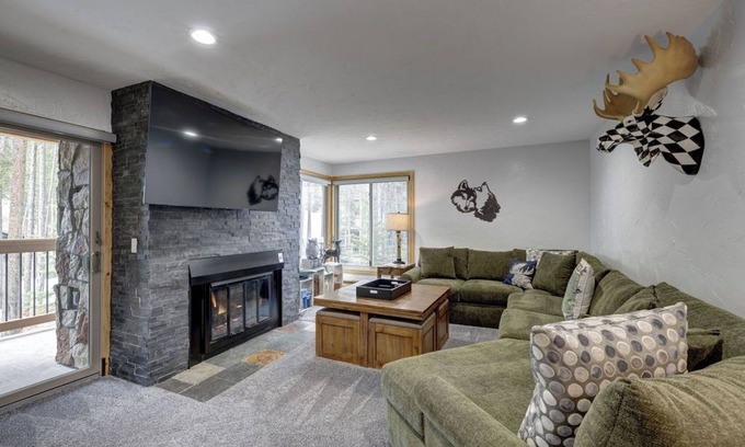 Breckenridge Condo | Large Corner 2 Bedroom Unit Mountain Vibes