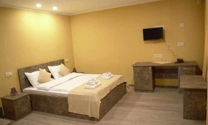 Tbilisi Apartment | Large Double Room 1