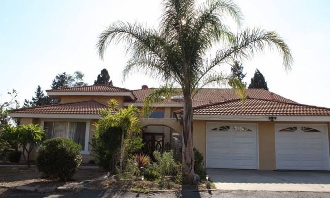 Glendora House | Large Estate Home with lap pool (5 bed, 3 bathroom, 2 living rooms, backyard)