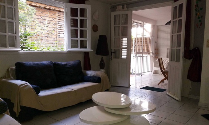 Fort-de-France Apartment | Large F2, fiber, spa, air conditioning, garden, parking