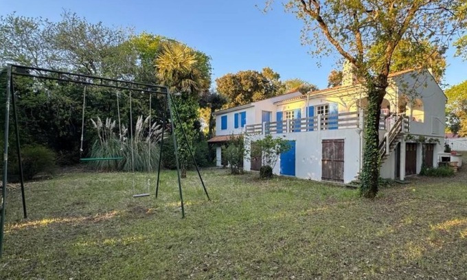 Boyardville House | Large family home sleeps 9