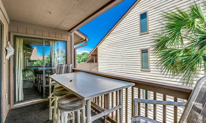 Myrtle Beach Condo | Large Family Friendly Condo - Steps to the Beach! Close to Attractions!