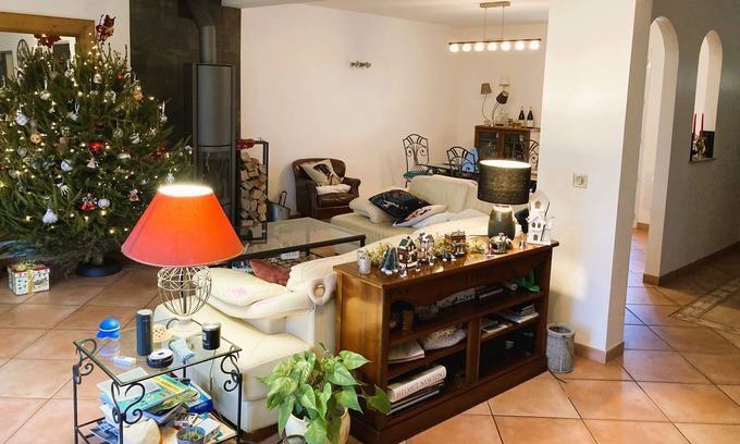 Taverny House | Large family home 30 minutes from Paris and the Stade de France