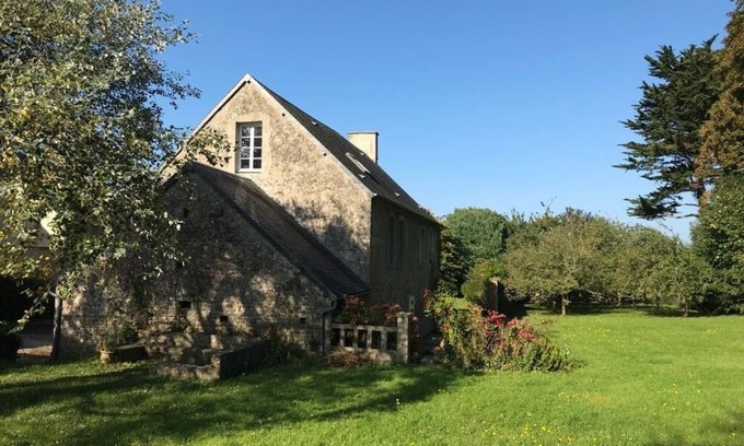 Sainte-Honorine-des-Pertes House | Large family home - Omaha Beach