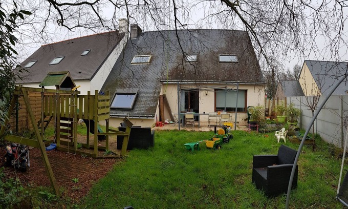 Saint-Nazaire House | Large family house with garden, 150 m², 10 minutes from the beach