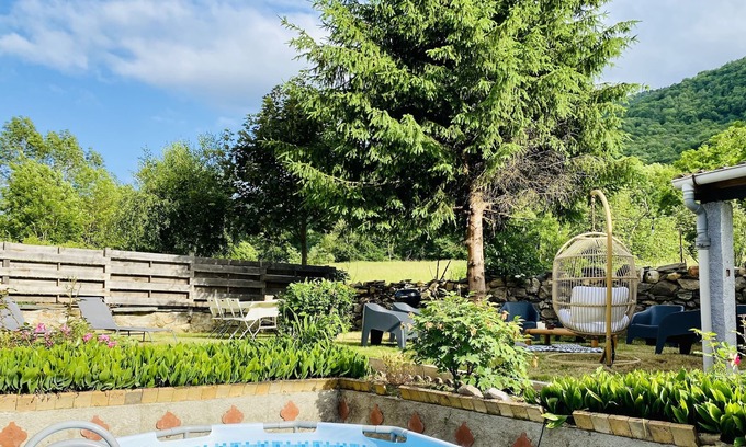 Albies House | Large house 16 pers 10 mins Ax-les-Thermes