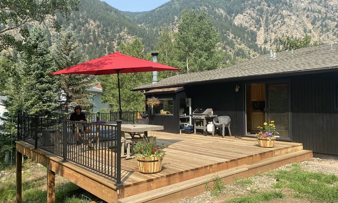 Georgetown House | Large house in the mountains, (pre-approved!) dogs welcome