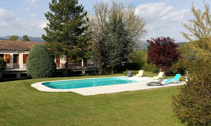 Salernes House | LARGE HOUSE WITH SWIMMING POOL IN THE VAROUS COUNTRY BETWEEN SEA AND VERDON