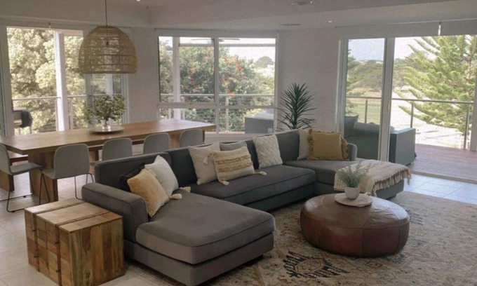 Goolwa South House | Large, luxurious Goolwa Beach House with stunning Golf Course Views