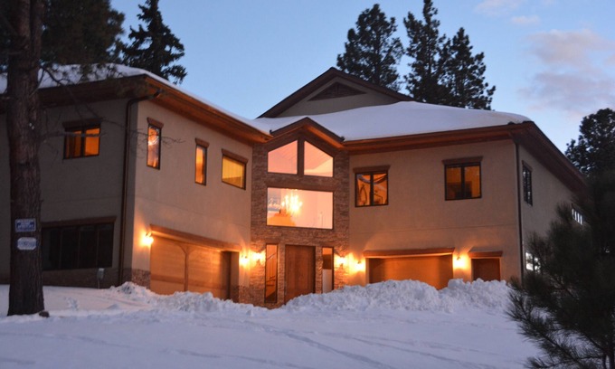 Angel Fire House | Large, luxury cabin, sleeps 19 with a gourmet kitchen, hot tub & fire pit