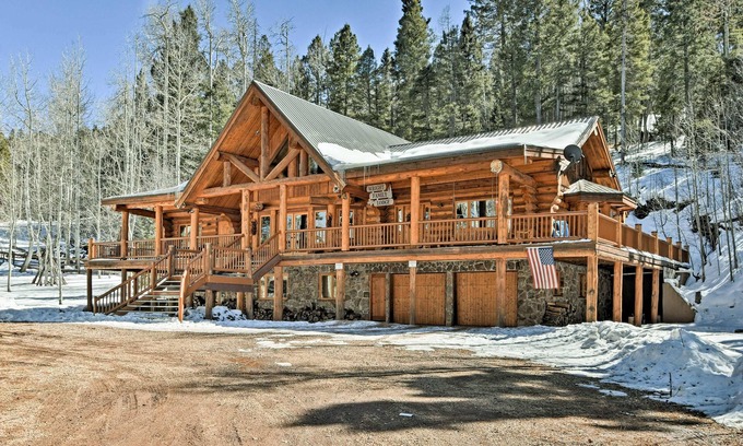 Angel Fire House | Large, Luxury 'Ski-In, Ski-Out' Home