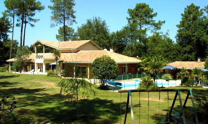 Benesse-Maremne Villa | Large luxury villa in the middle of the forest, heated swimming pool, quiet garden.