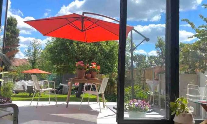 Chapel End House | Large, modern, Edwardian house in Walthamstow, E17, London.