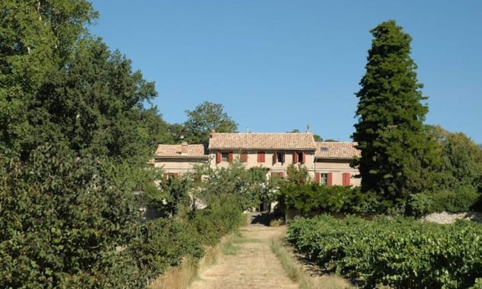 Nyons House | Large Old House with Private Pool/Garden in NYONS