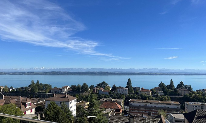 Neuchatel Apartment | Large penthouse apartment with lake view