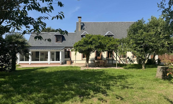 Ecretteville-sur-Mer House | Large, quiet house 1.5 km from a quiet beach.