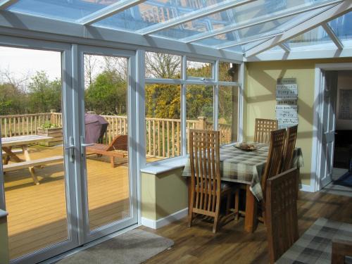 Tan-y-groes House | Large Sound Healing Retreat Cottage in West Wales