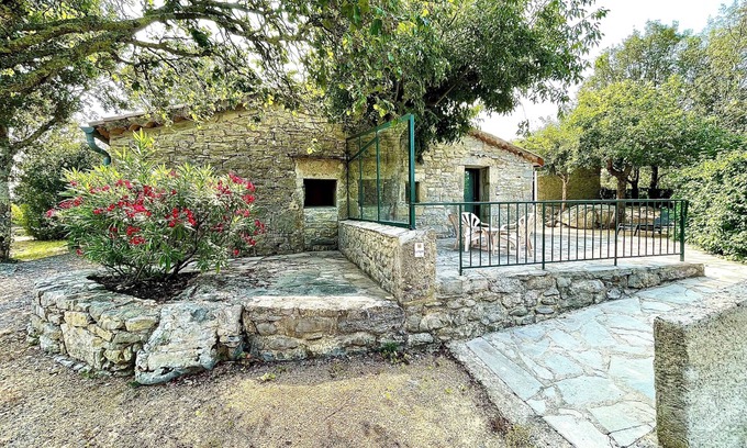 Joyeuse Cottage | Large stone cottage, swimming pools, playgrounds, tennis courts