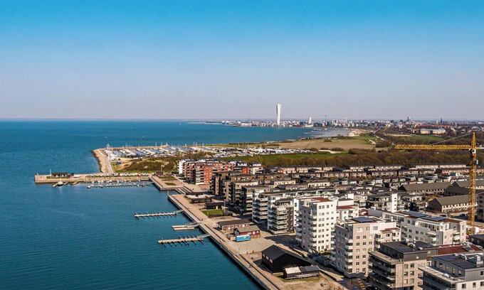 Limhamn Apartment | Large studio apartment in Limhamns Harbour Malmö