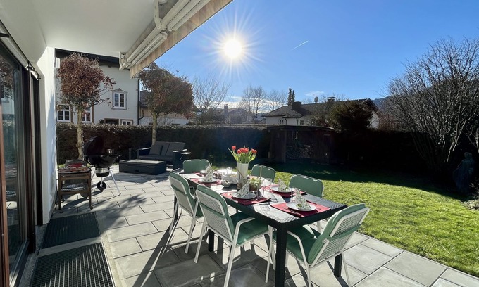 Lenggries Condo | Large vacation apartment with sauna, terrace, garden and open fireplace