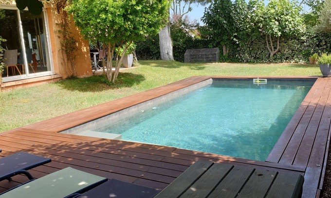 Mireval Villa | Large villa south of France with swimming pool close to the sea