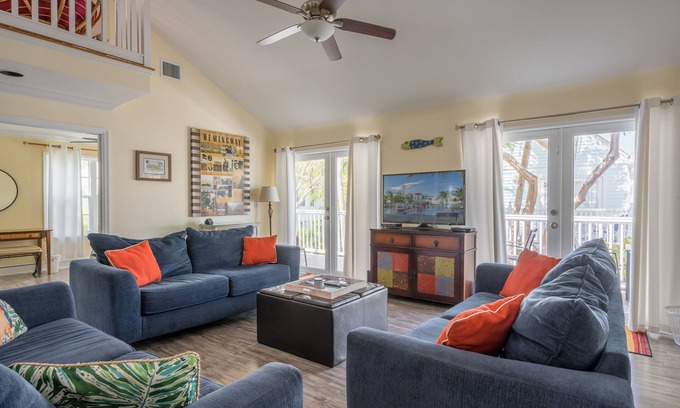 Truman Annex Condo | Largest Shipyard Condo in the Truman Annex - over twice the size with a loft!