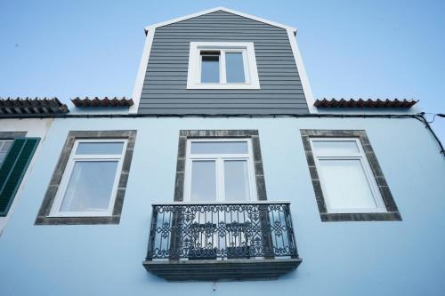 Horta Hostel | Largo Bispo Boutique Hostel