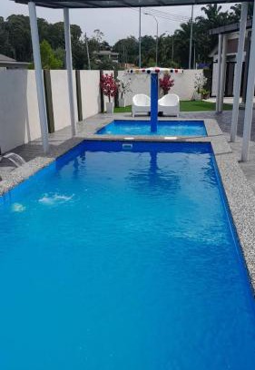 Si Rusa House | LaRinDa Teluk Kemang Private Pool - Islamic