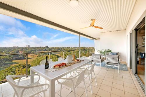 Larrakeyah Apartment | Larrakeyah Luxury - Penthouse Getaway with Views