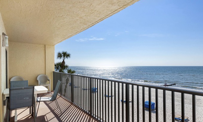 Madeira Beach Condo | 🌅 Las Brisas #207 — Gulf Front Corner Condo with Balcony & Room for 9