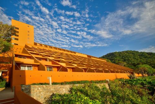 Ixtapa Resort | Las Brisas Ixtapa