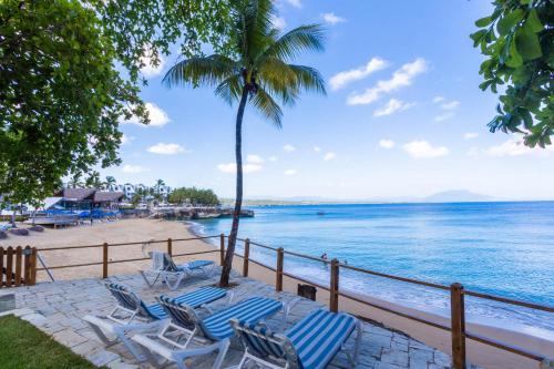 El Batey Apartment | "Las Galerias" - Beach Front - A Gem!